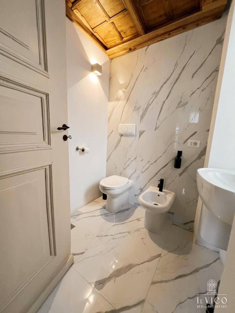 Bed and Breakfast Il Vico LʼAquila Zewnętrze zdjęcie
